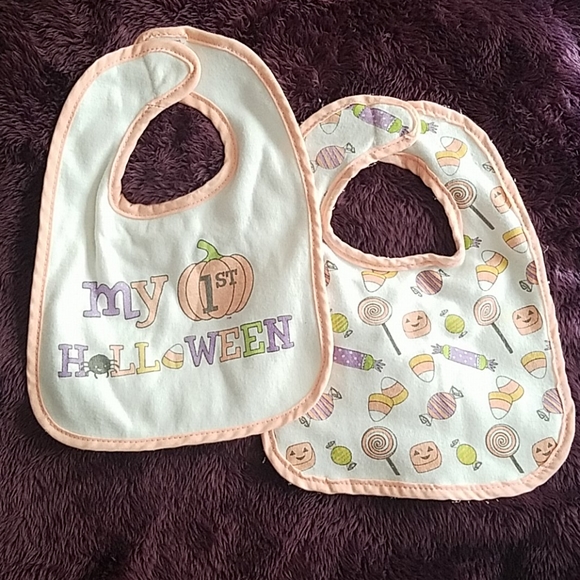 Lot 5 bibs: 2 Halloween and 3 embroidered animals - Picture 8 of 8